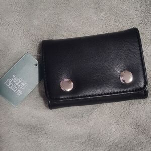 NWT- Wild Fable Women's Faux Leather Snap Wallet - Black